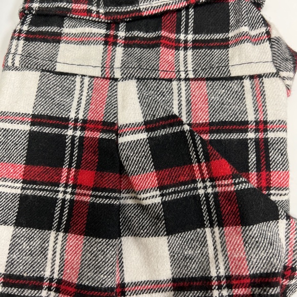Plaid shirt snap closure never worn - Picture 2 of 2
